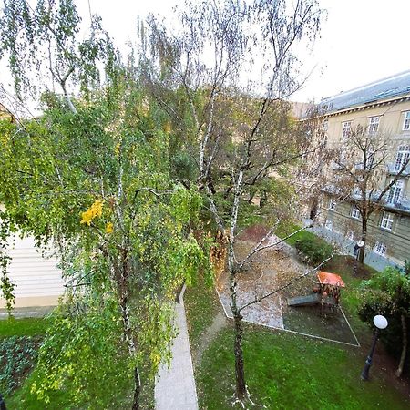 Brickwall Apartments Ζάγκρεμπ Δωμάτιο φωτογραφία