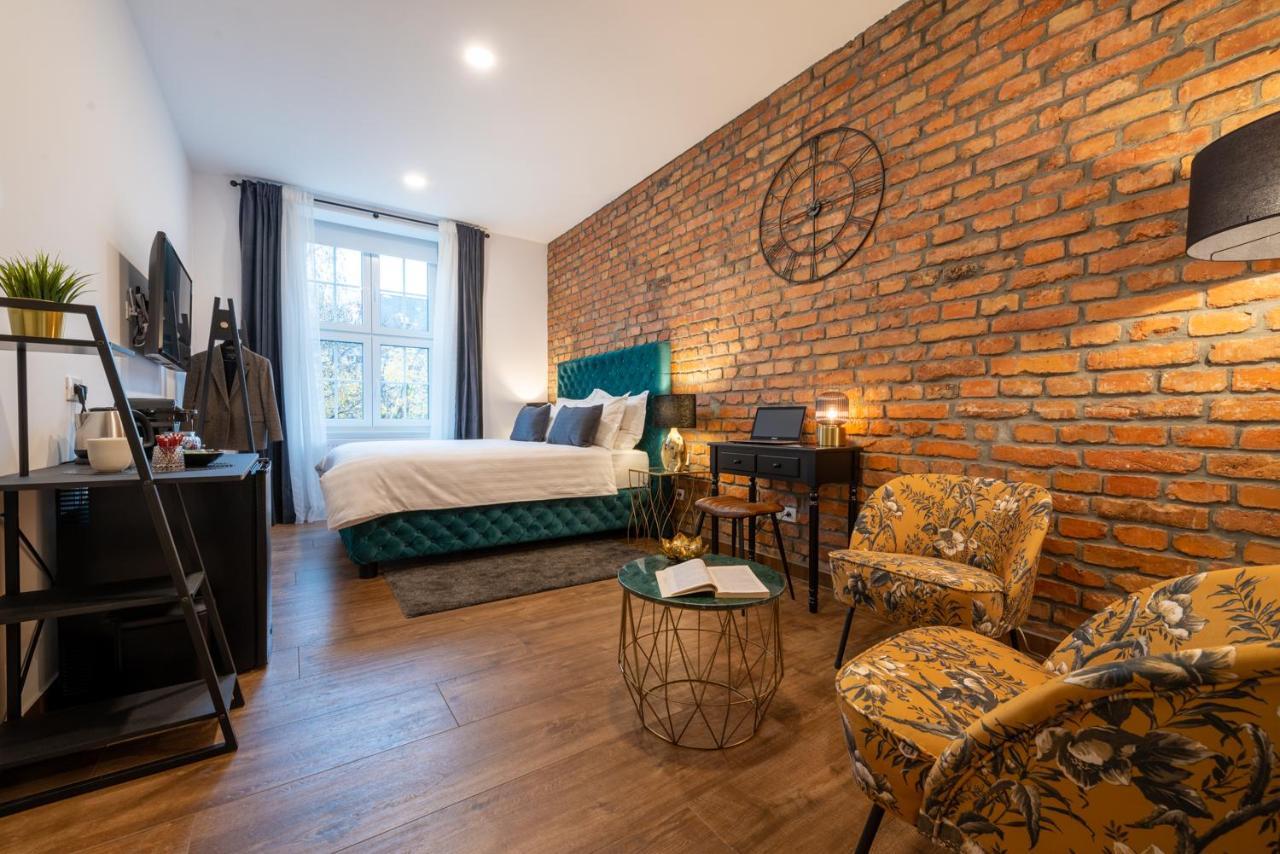 Brickwall Apartments Ζάγκρεμπ Εξωτερικό φωτογραφία