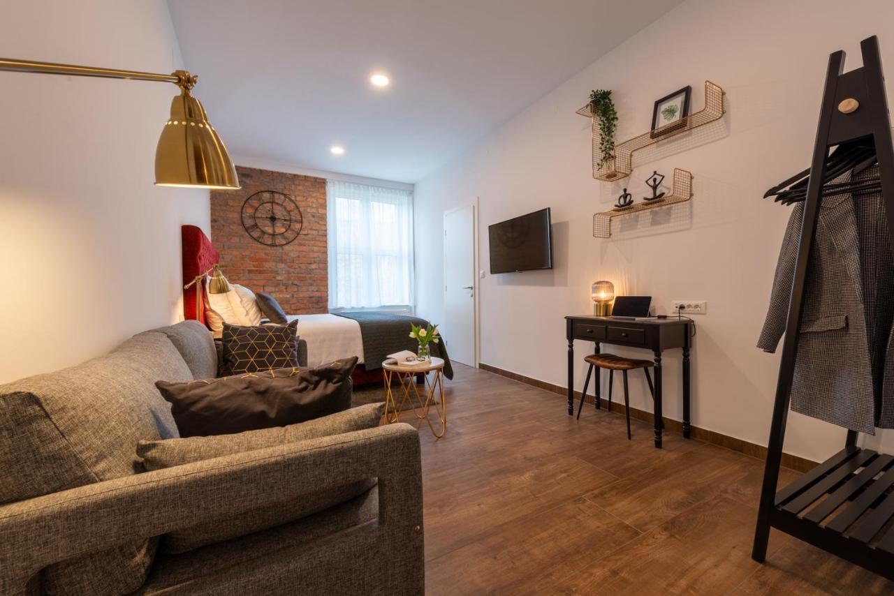 Brickwall Apartments Ζάγκρεμπ Εξωτερικό φωτογραφία