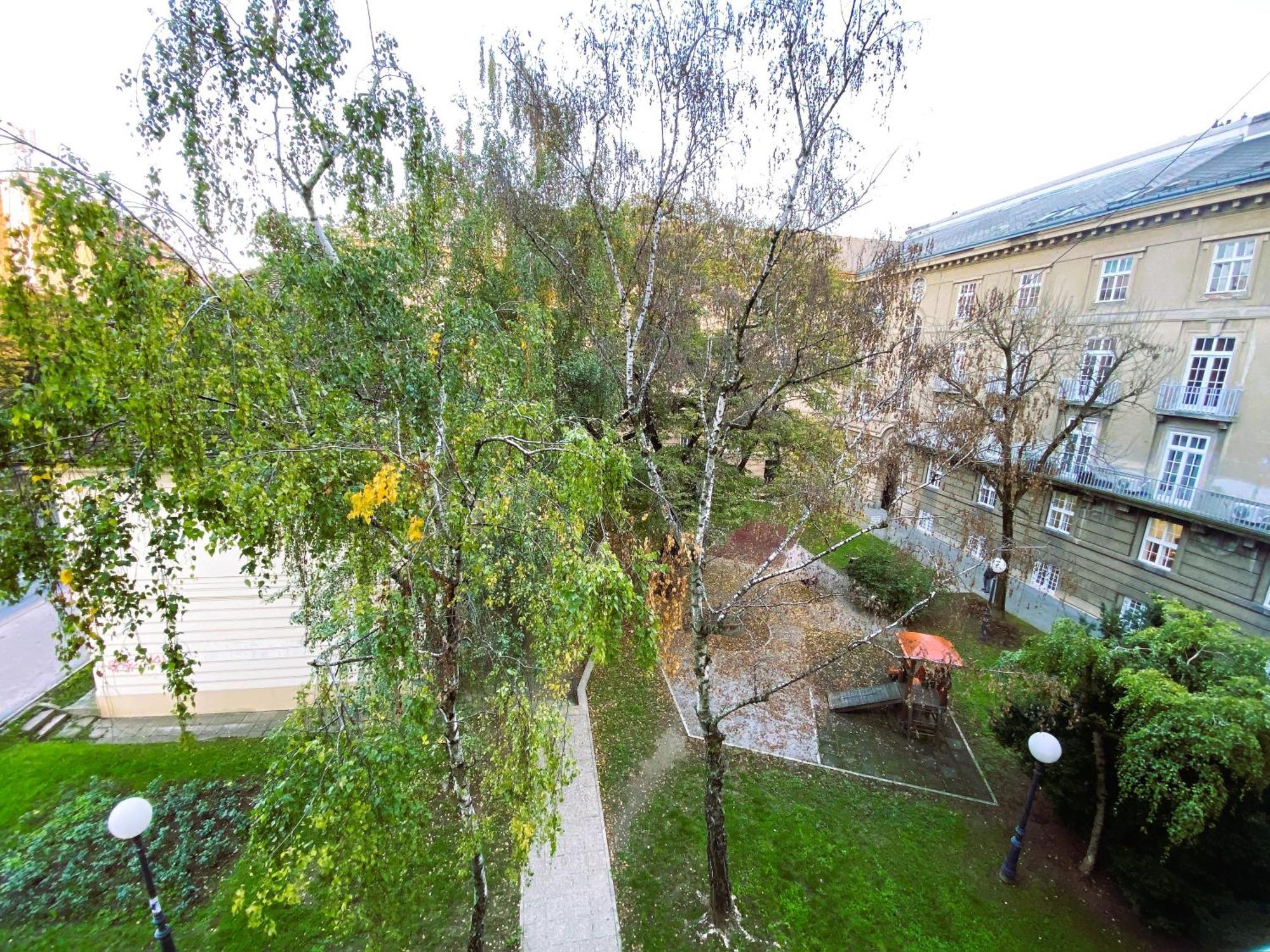 Brickwall Apartments Ζάγκρεμπ Δωμάτιο φωτογραφία